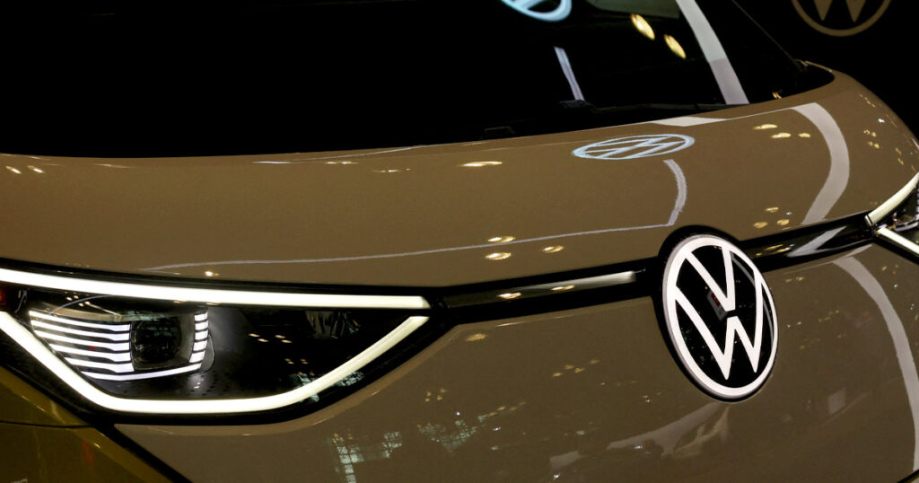 Volkswagen tariff losses 2025
